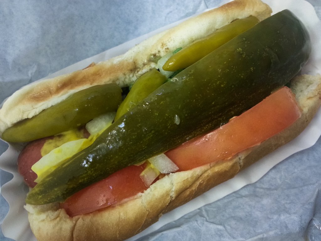 Hot dog traditionnel de Chicago